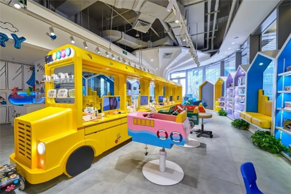 小博士儿童理发加盟