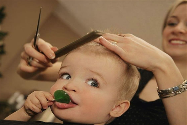 魔发咔咔儿童理发加盟