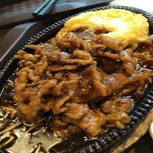 龚友米鲜森铁板牛肉饭