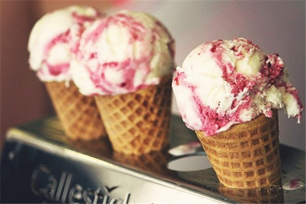 甜筒冰淇淋在市场中畅销多年
