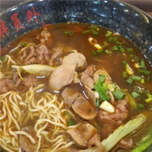 胖員外紅油牛肉面店面效果圖