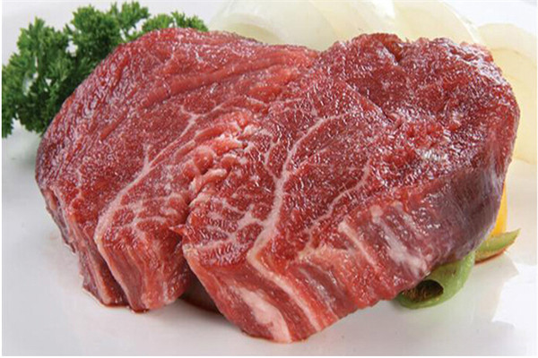 苏式牛排选用新鲜食材为原料制作餐品