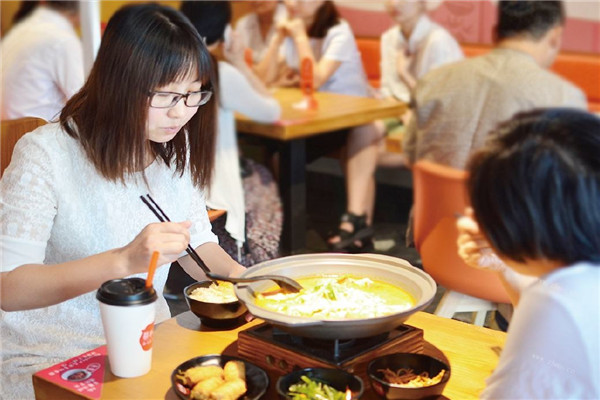 酸汤鱼_副本.jpg