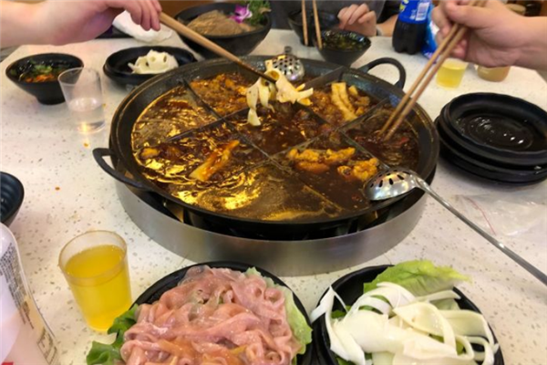 千源老火鍋加盟