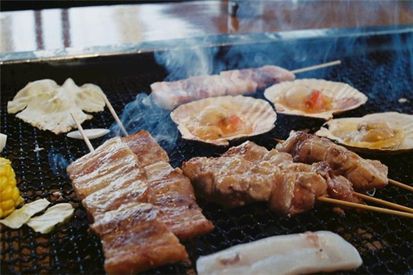 钛牛韩式烤肉加盟