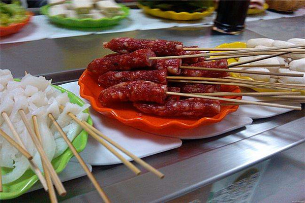 千串百味旋转小火锅_副本.jpg