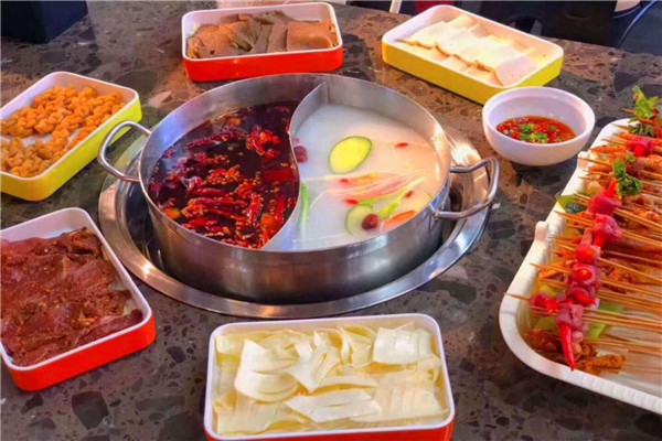 大斌家串串火锅1_副本.jpg
