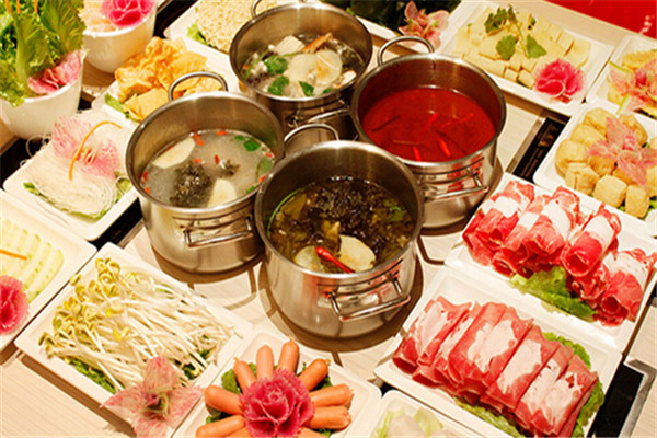 食尚旋转小火锅_副本.jpg
