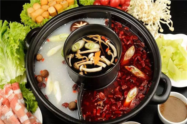 天地添香火锅加盟