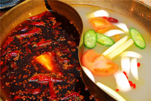 辣人辣事重庆老火锅加盟