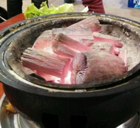 猪掌柜韩国烤肉加盟案例图片