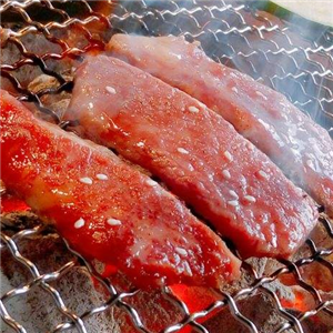 极炙台湾炭火烤肉加盟案例图片