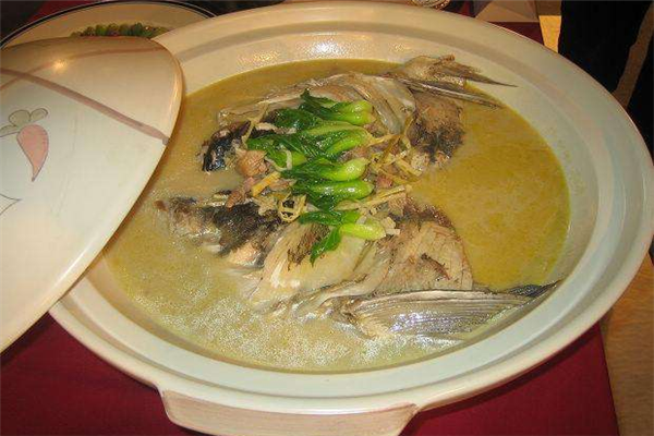 鱼常见金汤鱼头米饭加盟