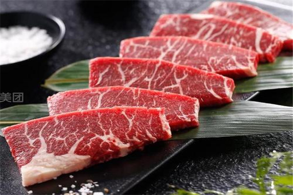 九田家黑牛2_副本.jpg