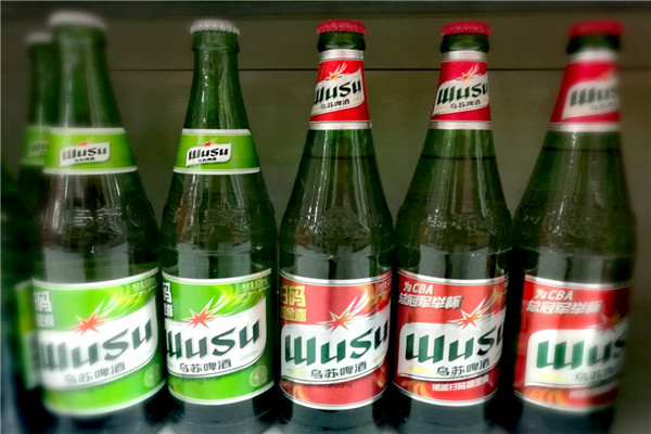 乌苏啤酒在国内各地畅销