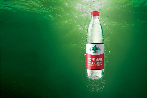 农夫山泉是国内知名的饮用水品牌