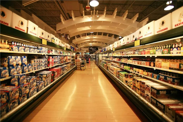 丹尼斯超市商品种类齐全