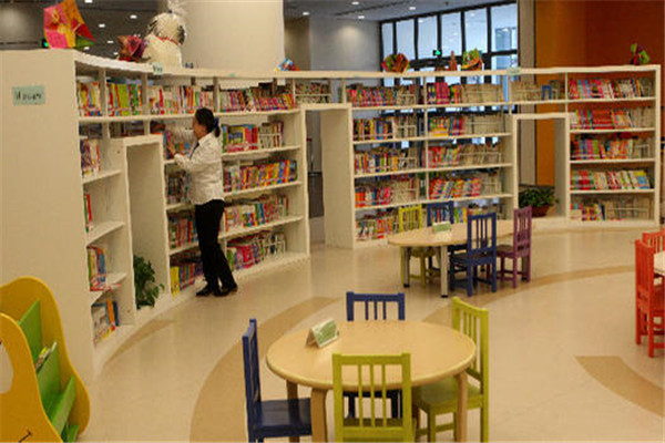 儿童图书馆2_副本.jpg