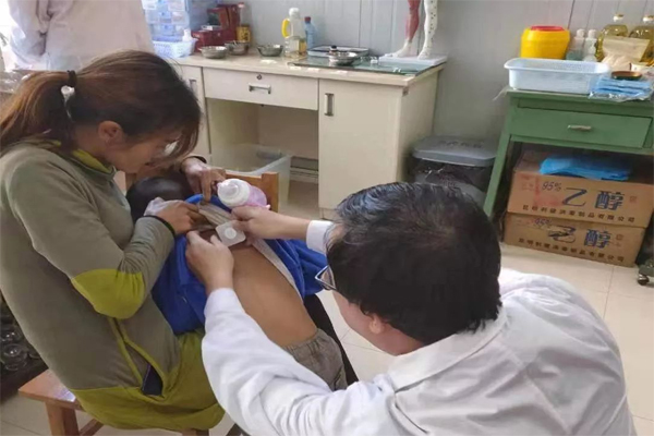 宝妈莱小儿贴敷加盟