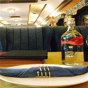 火车头法国西餐加盟案例图片