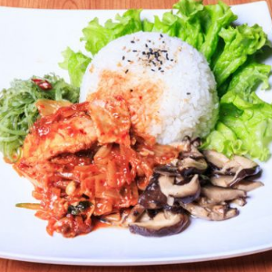 安东鸡日韩料理加盟实例图片