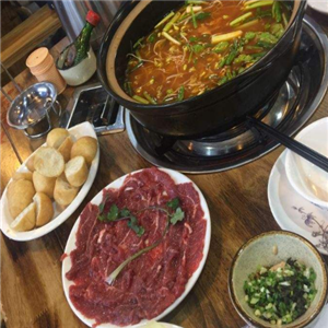 凱里酸湯牛肉火鍋店面效果圖