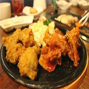 迷你韩国料理炸鸡加盟实例图片