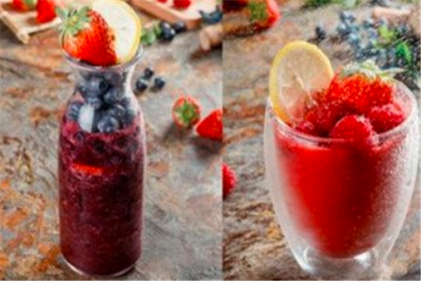 莓兽鲜榨果汁加盟