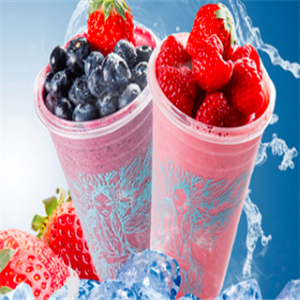 莓兽鲜榨果汁加盟图片