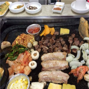 金顺韩国料理加盟案例图片