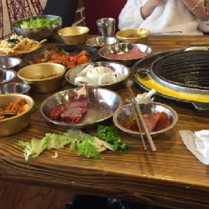 碳韩国烤肉加盟图片