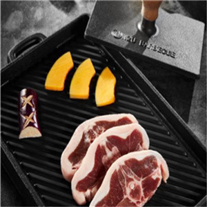 N2U Barbecue熨斗烤肉店面效果图