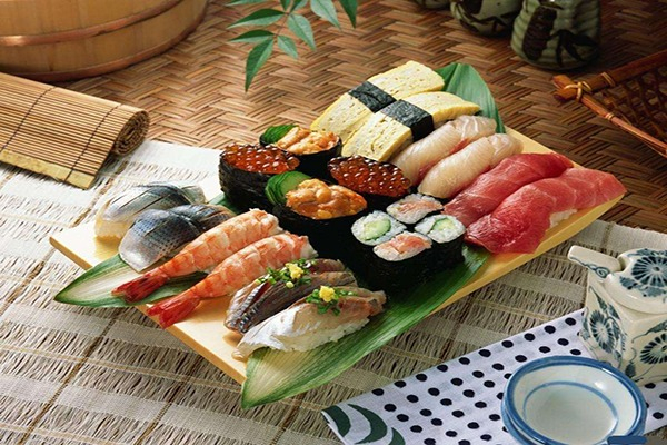 点赞一番日本料理加盟