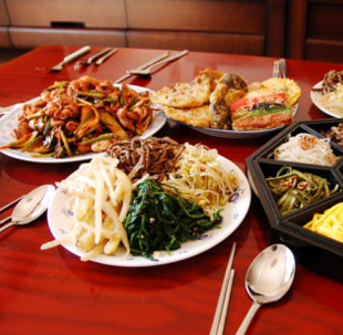 阿米韩国料理加盟案例图片