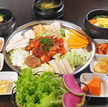 涓豆腐韩国料理加盟案例图片
