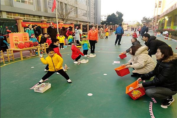 愛(ài)嬰幼兒園加盟