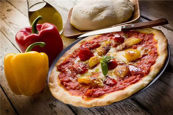 菲滋披萨是大众熟悉的餐饮品牌