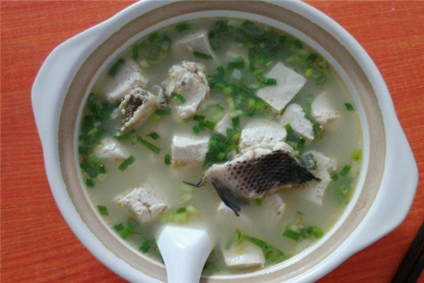 嘿鱼弄黑鱼砂锅加盟 嘿鱼弄黑鱼砂锅加盟