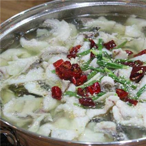 翁江源酸菜鱼米饭加盟案例图片