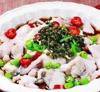 香汪旺大骨愛(ài)上魚(yú)加盟實(shí)例圖片