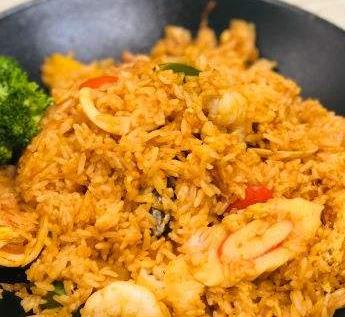 欧稻呷海鲜炒饭加盟图片