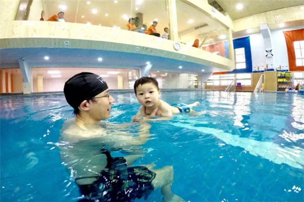 香港三八六一婴幼儿游泳馆加盟