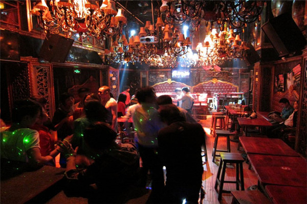 海伦斯酒在多地设有分店 海伦斯酒在多地设有分店