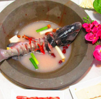 石笠鲜蒸汽石锅鱼加盟图片