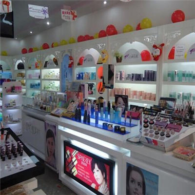 梵美诗化妆品店加盟案例图片