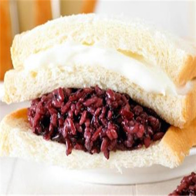 多米紫米面包加盟实例图片