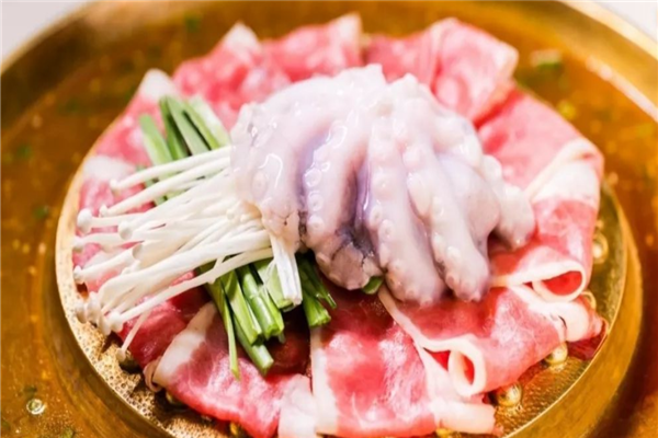 章鱼水煎肉加盟费多少钱？