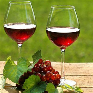 奥特莱斯葡萄酒加盟图片