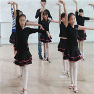 拉丁舞培训加盟