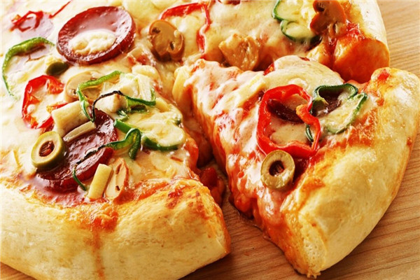 达美乐披萨是大众熟悉的品牌